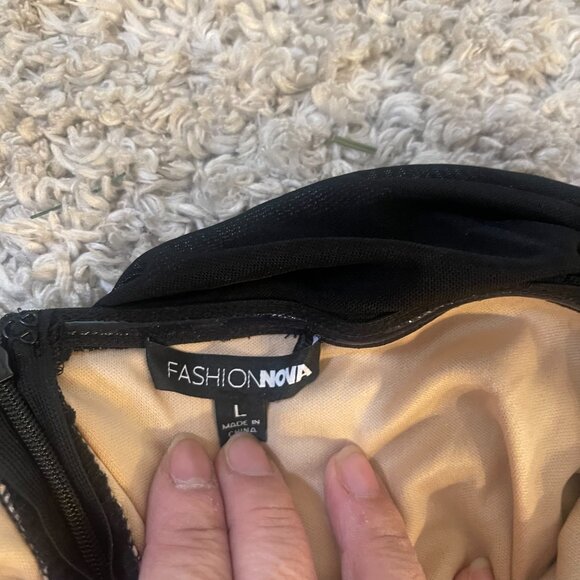 Fashion Nova Black Ruched Mesh Bodysuit NWOT Size L - Picture 3 of 8